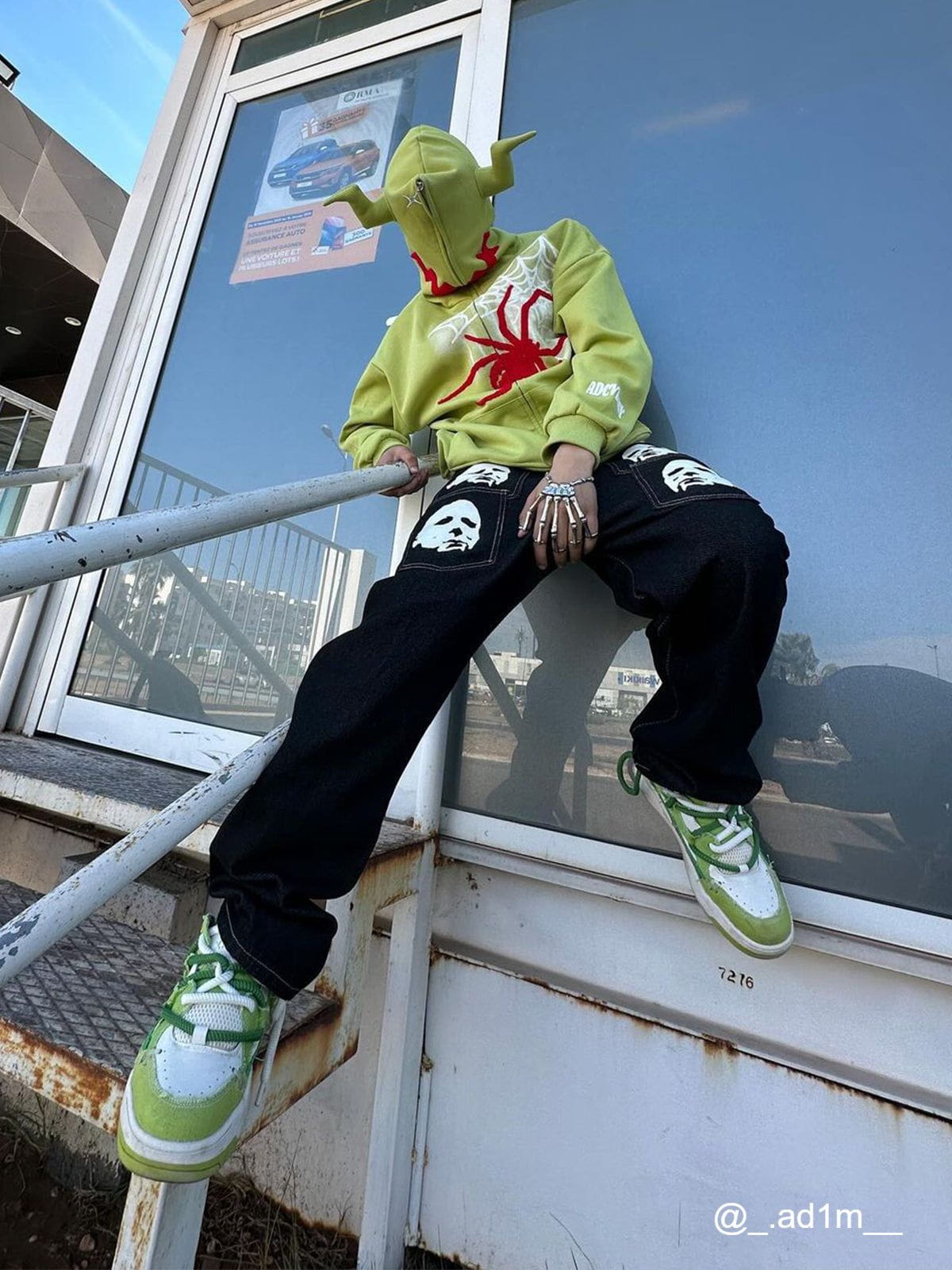 Aelfric Eden Horn Design Flocking Spider Zip Up Hoodie - Image 10