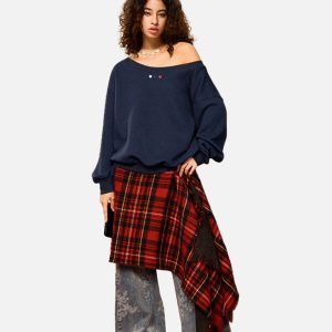 Aelfric Eden Heart Button Cropped Sweatshirt