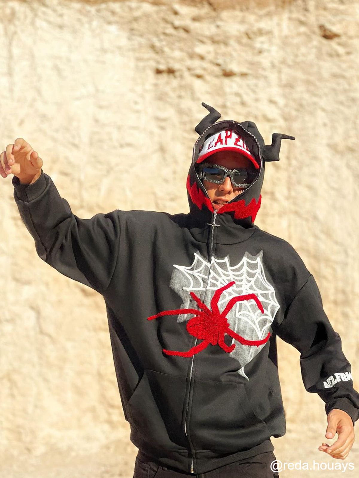 Aelfric Eden Horn Design Flocking Spider Zip Up Hoodie - Image 4